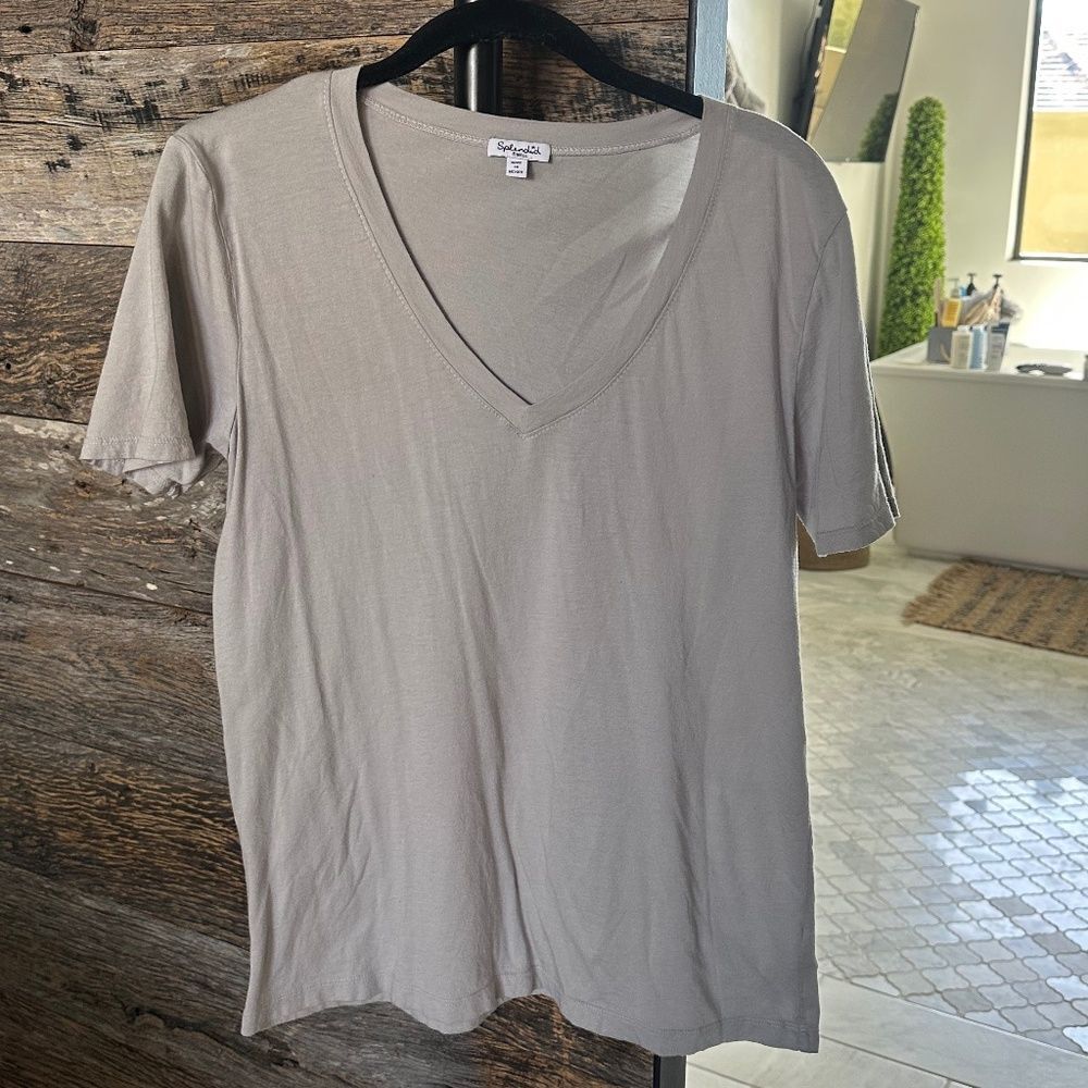 Splendid Classic V-Neck Tee Light Gray Short Sleeve Size S - Picture 2 of 9